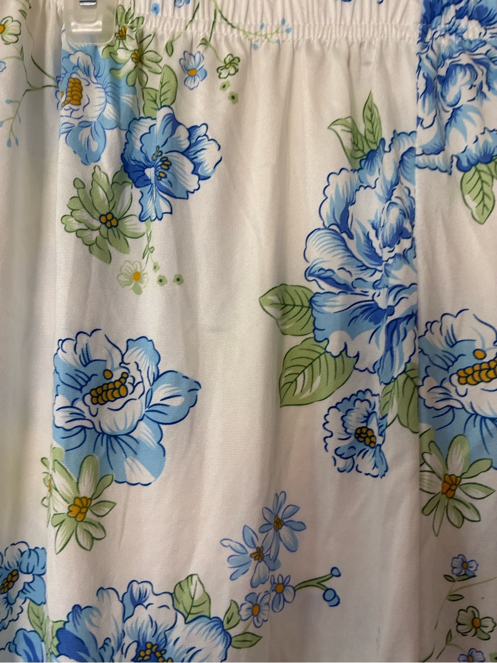 Women's Blue Floral Pajama Set with Lace Trim - Picture 4 of 5